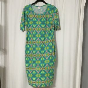 *FINAL PRICE DROP* LuLaRoe Aztec Julia M